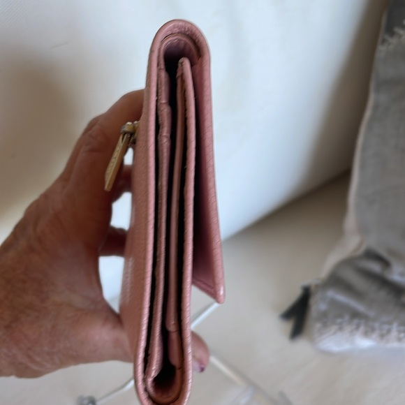 CHANEL CAVIAR WALLET - Picture 10 of 12